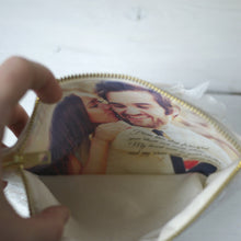 Load image into Gallery viewer, Bridal flower photo purse
