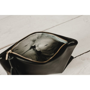 Tassel leather photo purse
